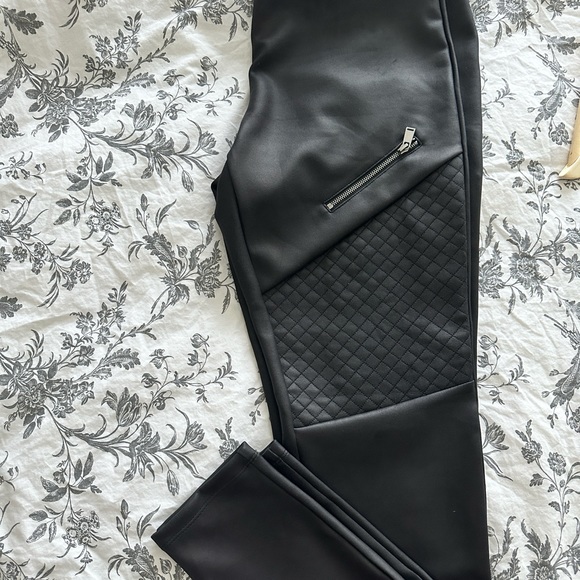 Express women moto leggings size M - Picture 4 of 4